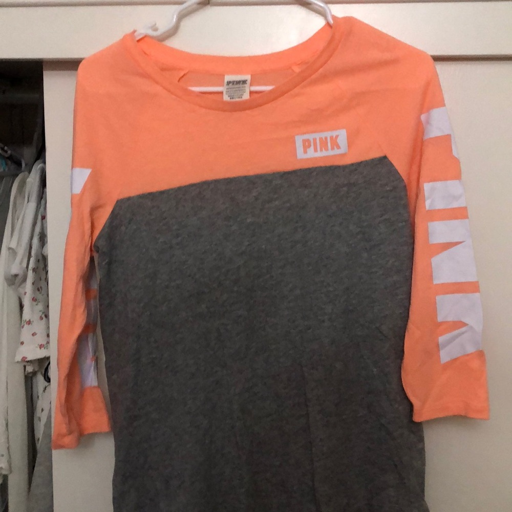 VS pink quarter sleeve tee